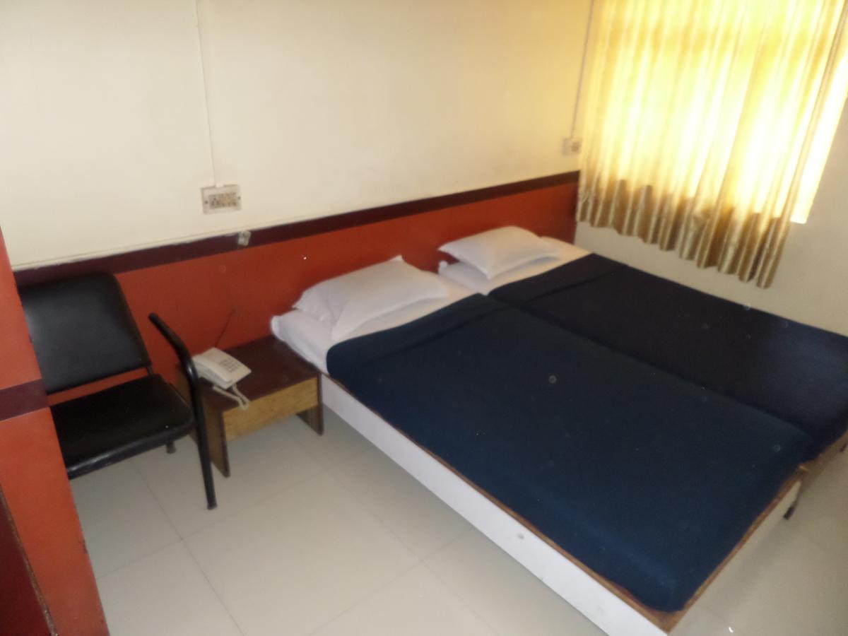 Hotel Sadanand Sangli Exterior photo