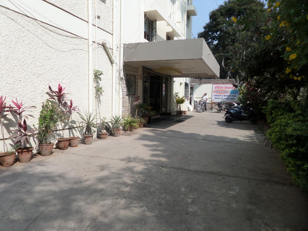 Hotel Sadanand Sangli Exterior photo